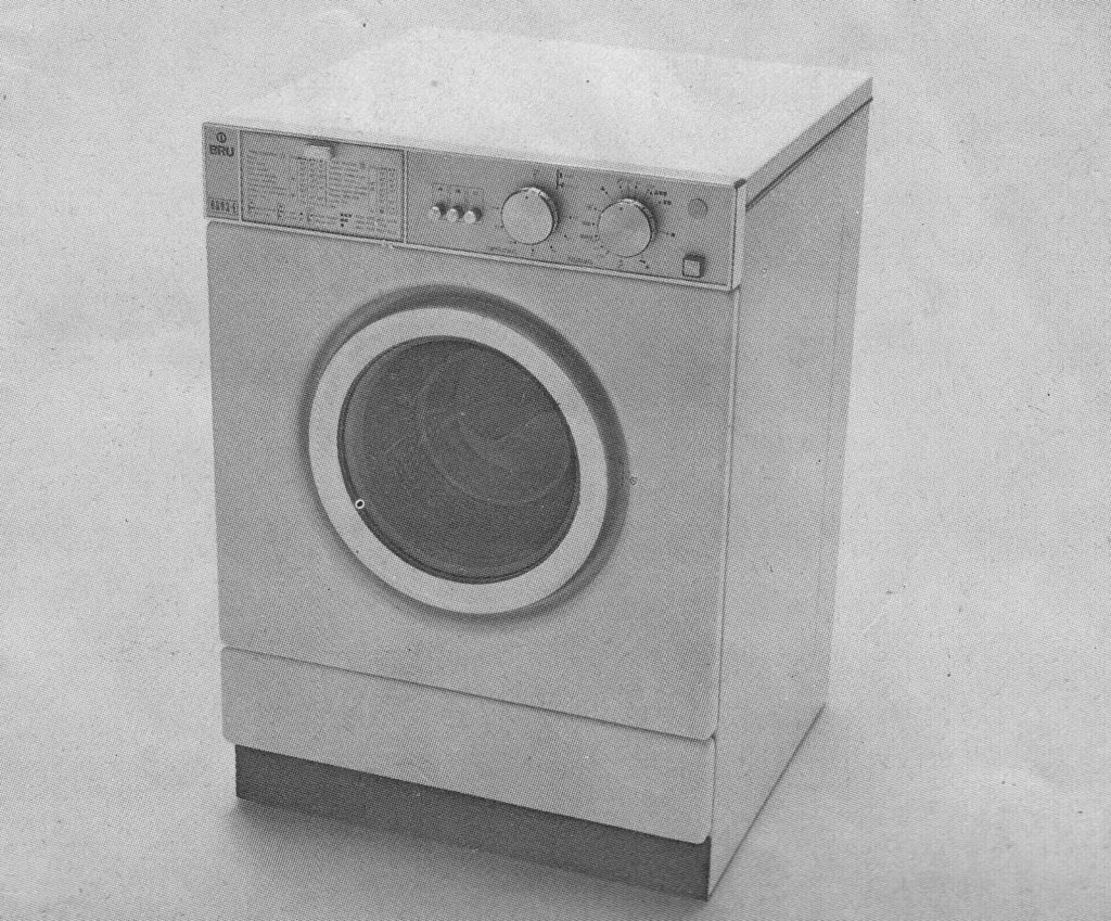 Первые стиральные машины автомат. Siemens автоматические стиральная 1950. Стиральная машина 1900. Стиральная машина Электра Советская.