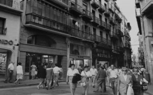 La calle Zapatería y sus comercios a finales del siglo XX